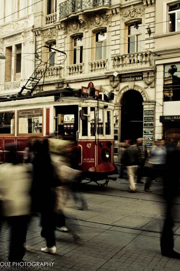 istiklal_by_ouzouzouz.jpg