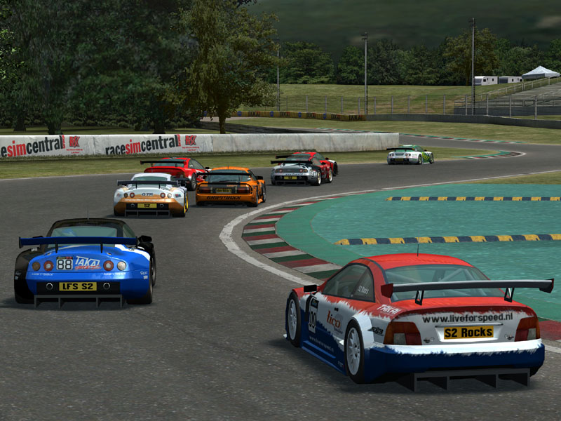 Live-for-Speed-S2-Dedicated-Host_3.jpg