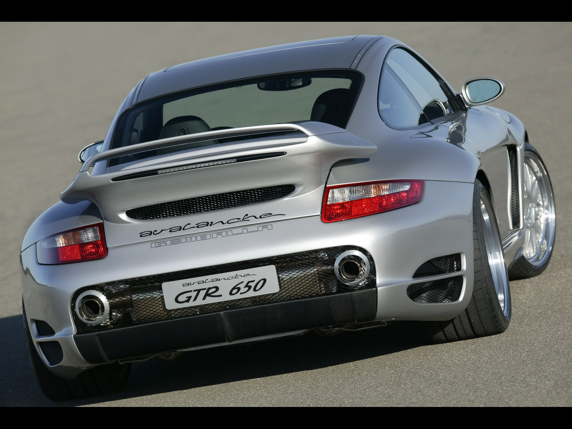 porsche-resimleri7.jpg
