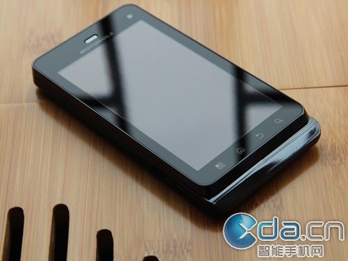 droid3-preview-06-13-2011.jpg