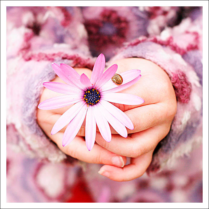 Her_Flower_by_kittynn.jpg