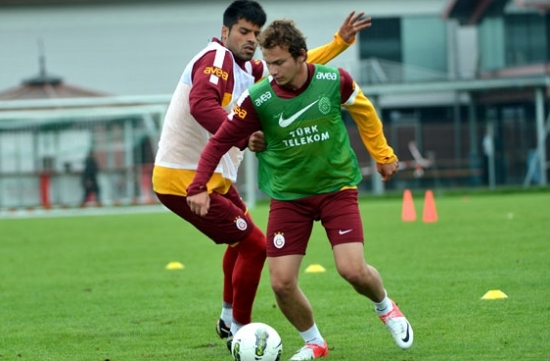 mertan_caner_6a30eb973f17b129a3a9b1d.jpg