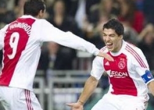 suarez_ajax.jpg