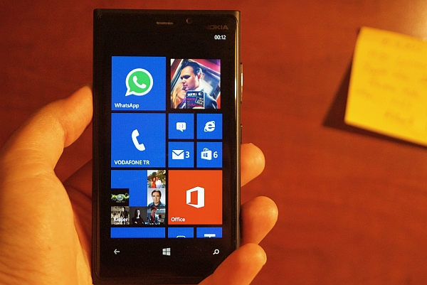 nokialumia920trfiyat_dh_fx57.jpg