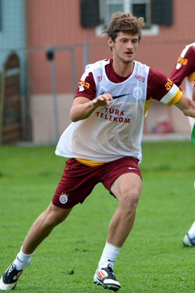 berk_ismail_84aeiua8.jpg