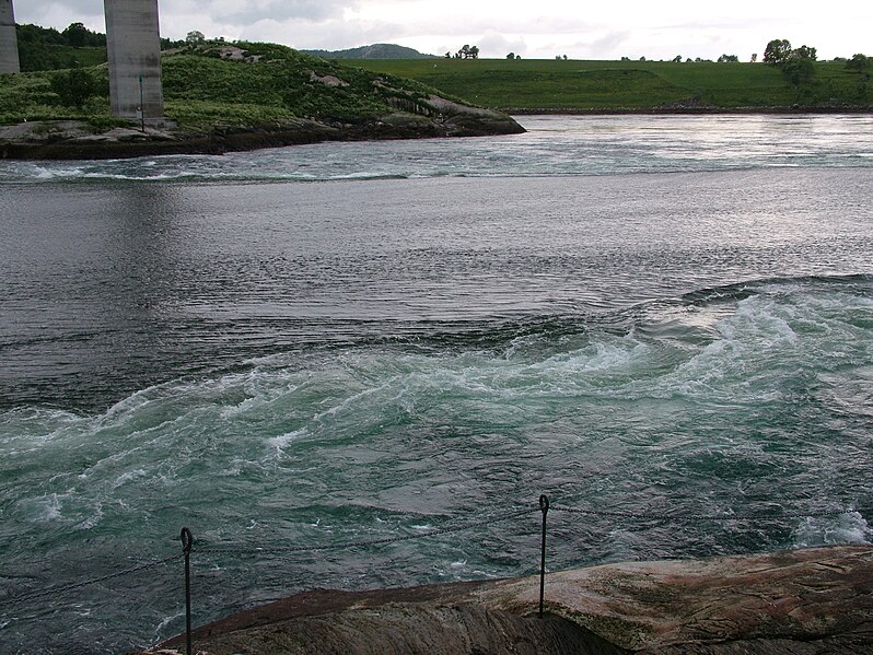 798px-Saltstraumen.jpg