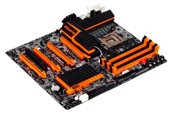 gigabyte58a-oc2bbee_dh_fx57.jpg