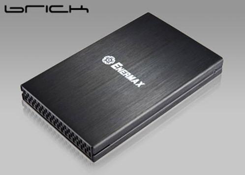 enermaxbrickusb3001r-2-dh-fx57.jpg