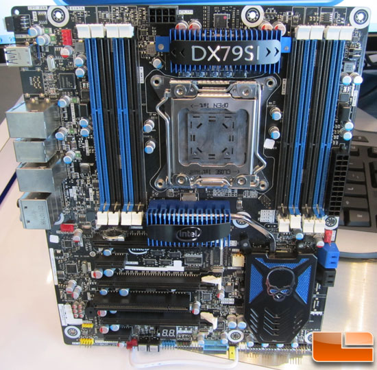 intel-dx79si-motherboard-dh-fx57.jpg