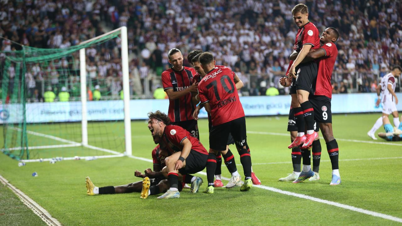 fatih-karagumrukaa-2365549.jpg