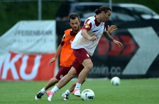 necati_emre_colak_582186.jpg