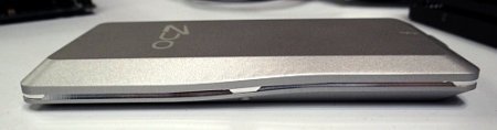 ocz_lightfoot_drive_11326102511.jpg