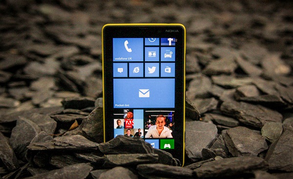 nokia-lumia-820-wp8-review-0.jpg