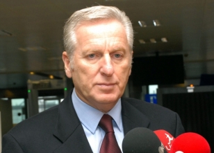 ali_durust_555.jpg
