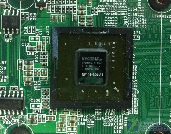 Geforcegt520_2a_dh_fx57.jpg
