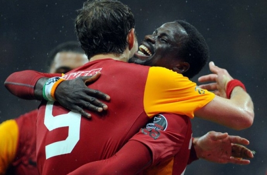 eboue11_12121212.jpg